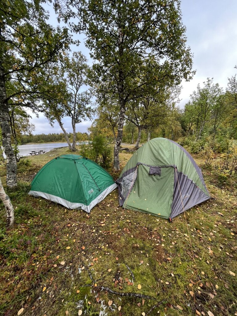 Namioty nad Prestvannet w Tromso